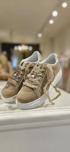 Baskets + Bijoux